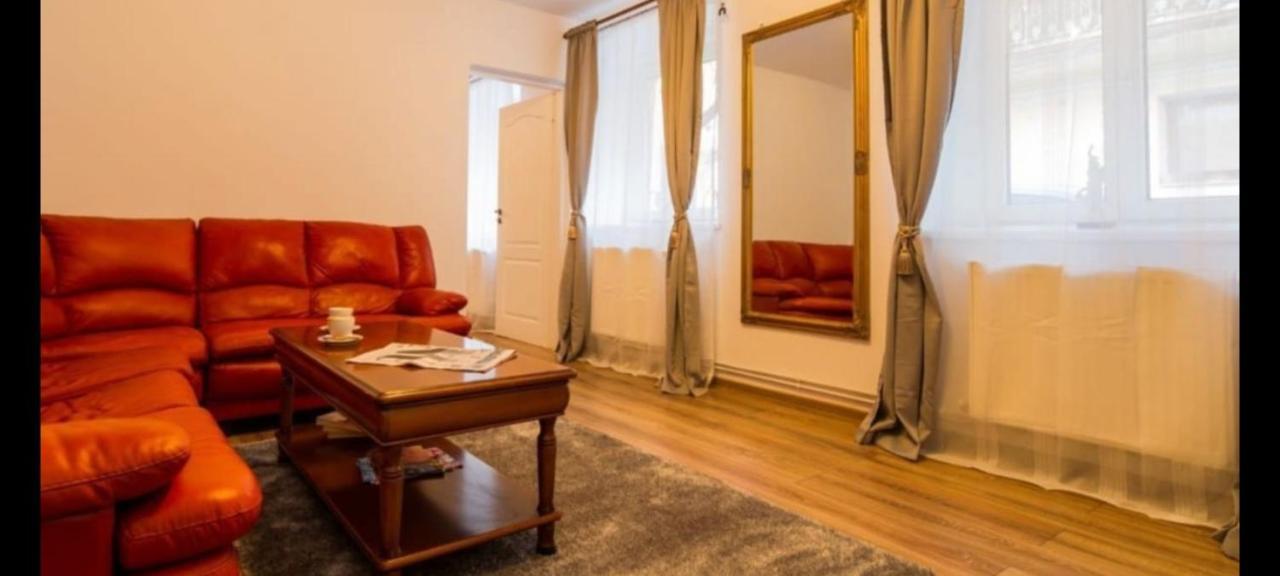 Ultracentral Lala Брашов Экстерьер фото