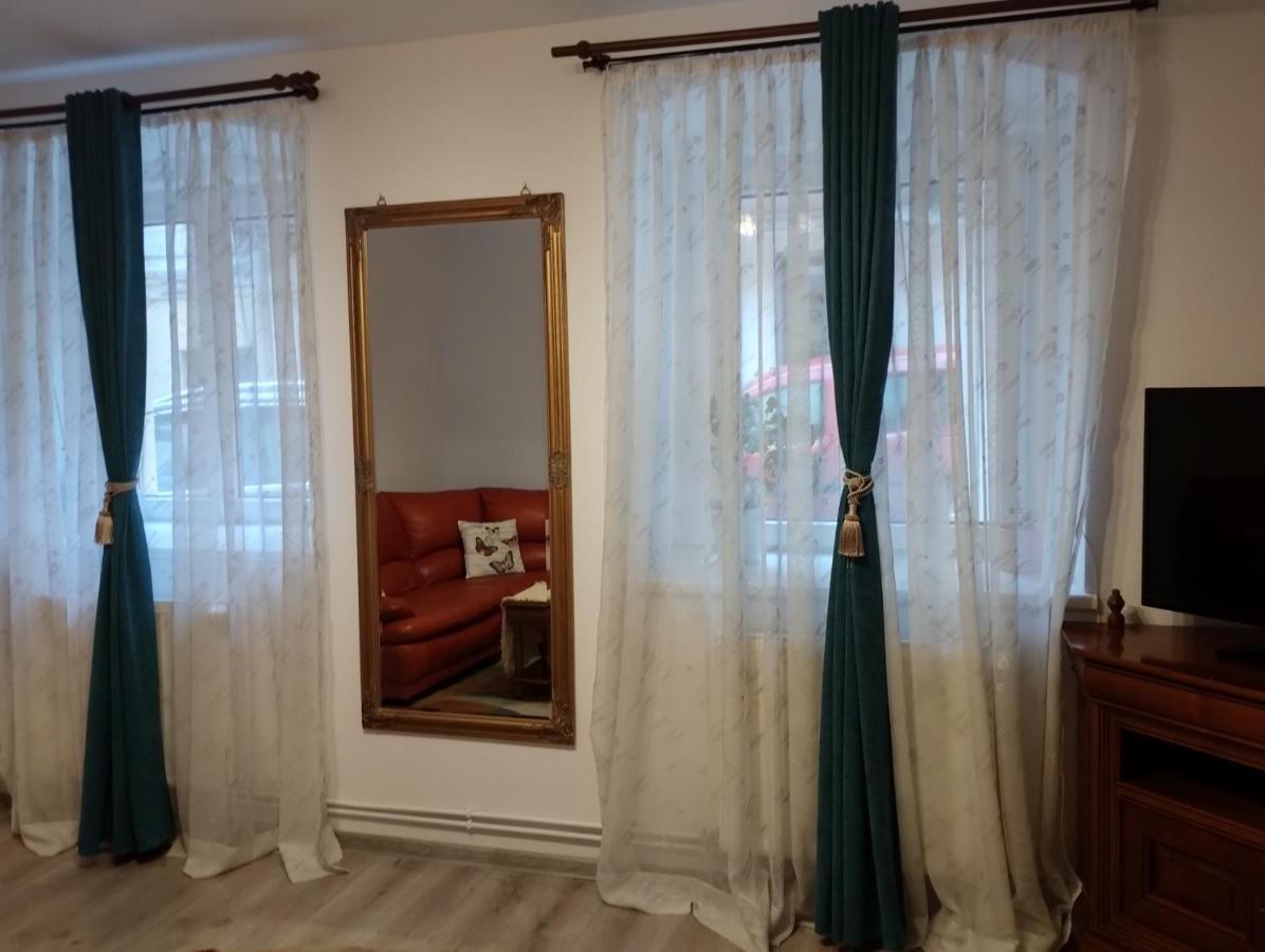 Ultracentral Lala Брашов Экстерьер фото